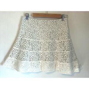 Express Size 4 High Wasted Off White Ivory Color Laced Lined Mini Skirt